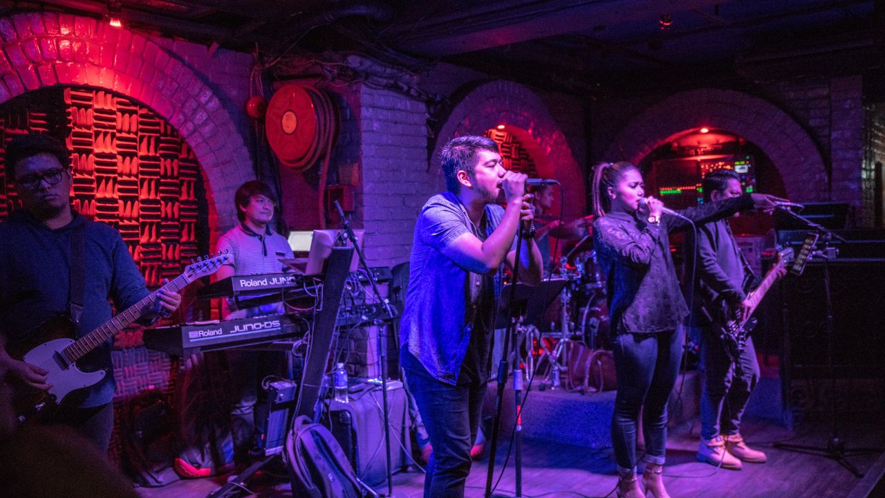live music bar hong kong